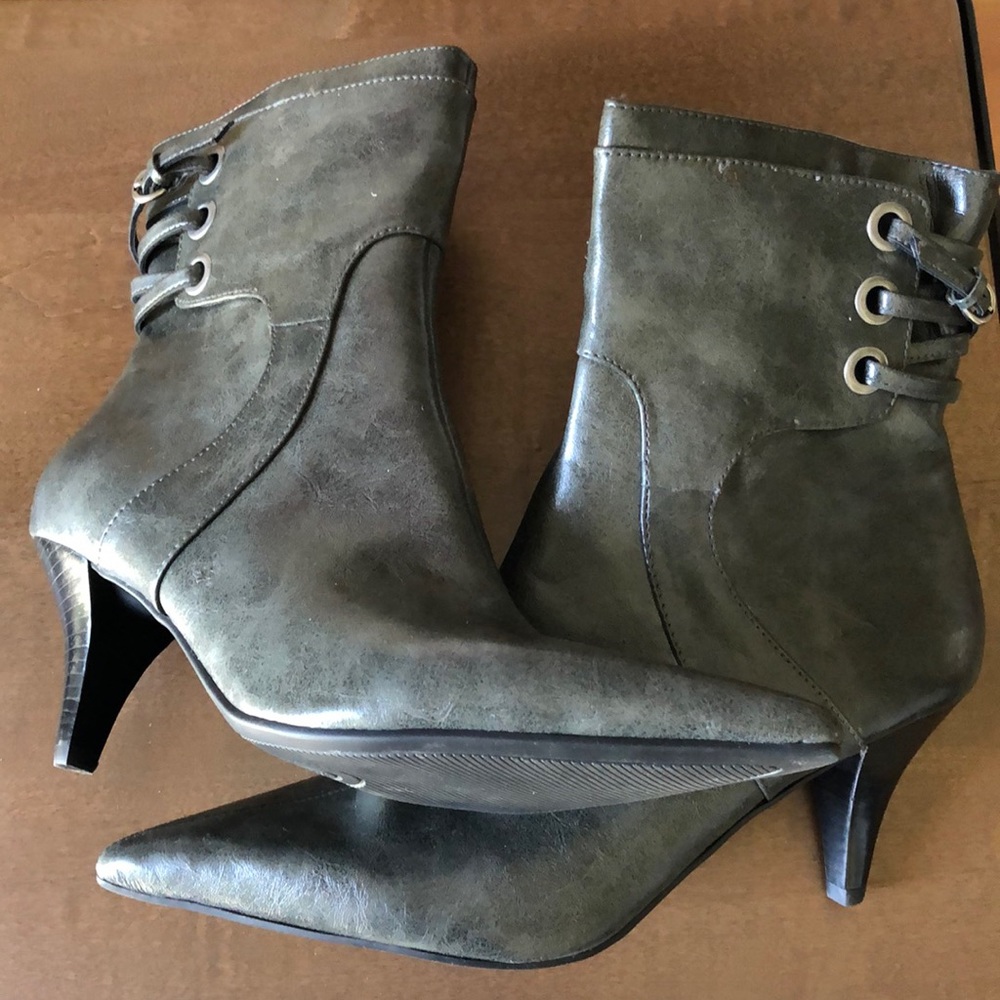 Gray boots